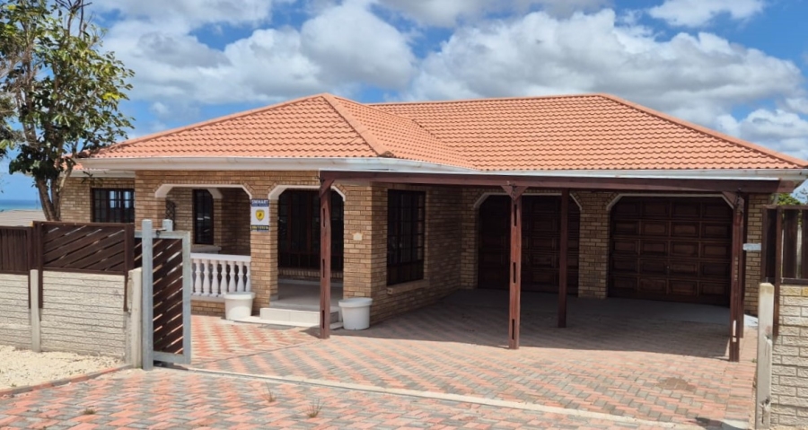 3 Bedroom Property for Sale in Wavecrest Eastern Cape